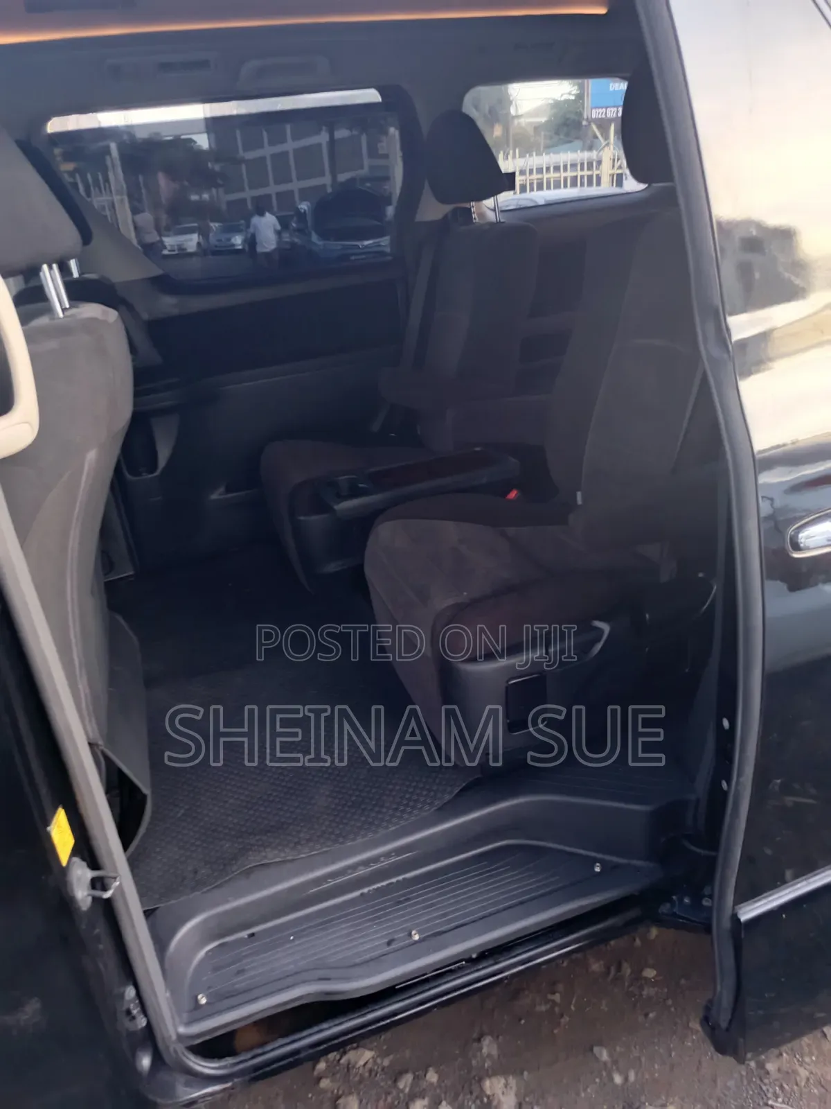 Toyota Alphard 2013 Black