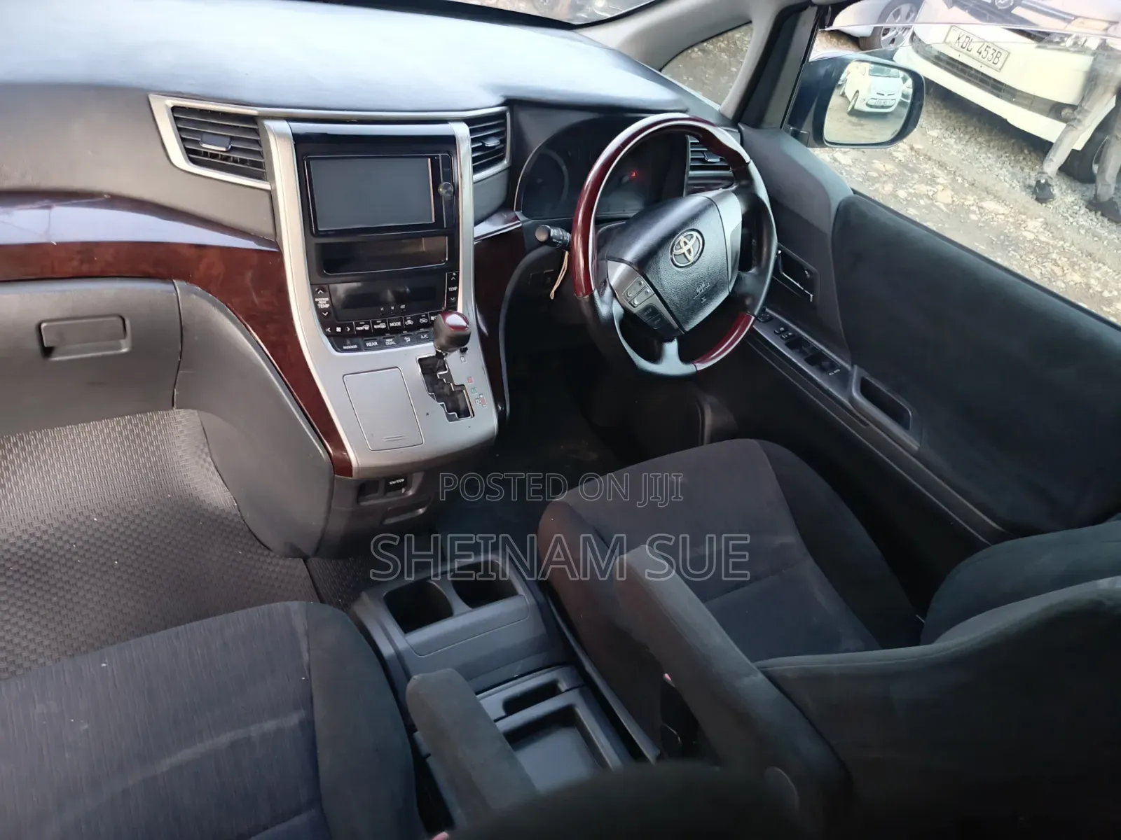 Toyota Alphard 2013 Black