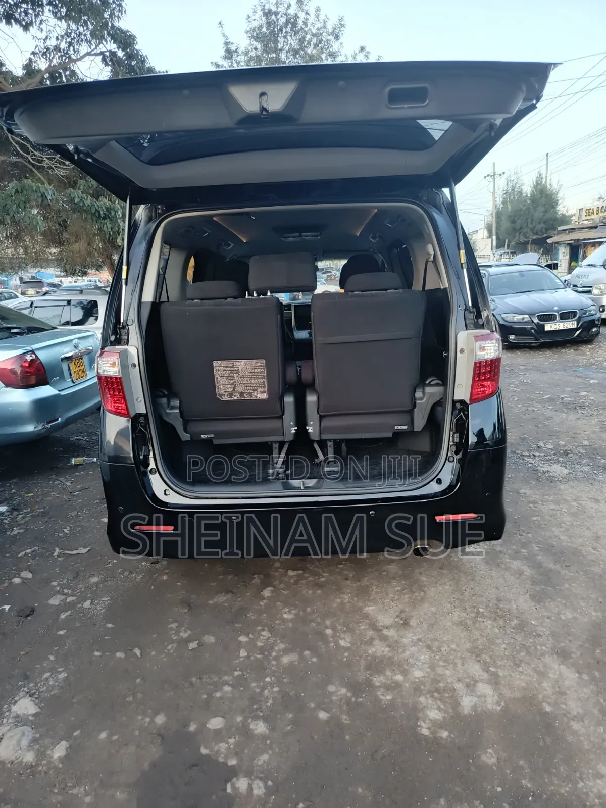 Toyota Alphard 2013 Black