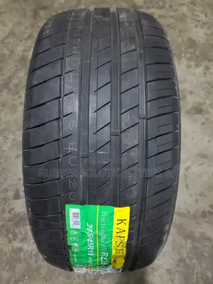 285/45r19 Kapsen Tyres 111w XL Rs26 Highway