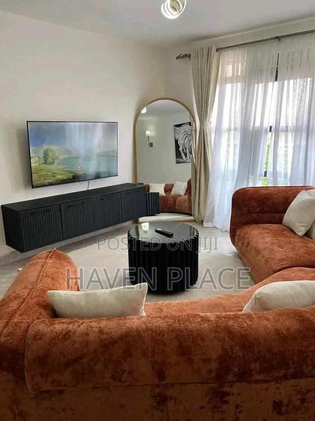 Airbnb Fully Furnished Executive Studio,One and Two Bedroom - thumbnail 2