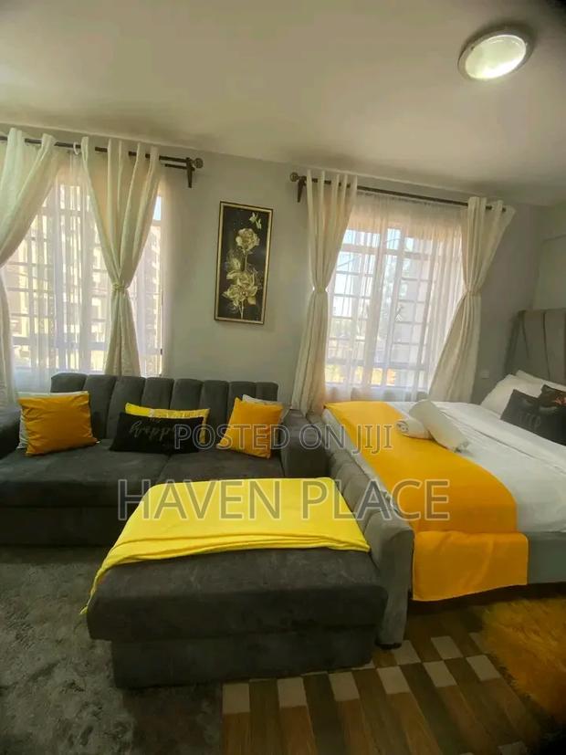 Airbnb Fully Furnished Executive Studio,One and Two Bedroom - thumbnail 5