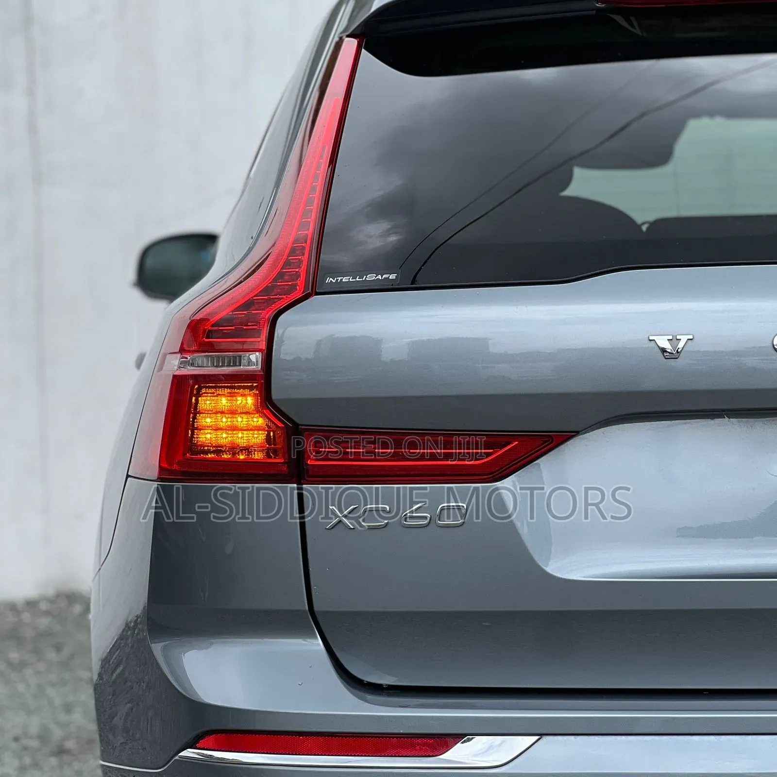 Volvo XC60 2019 Gray