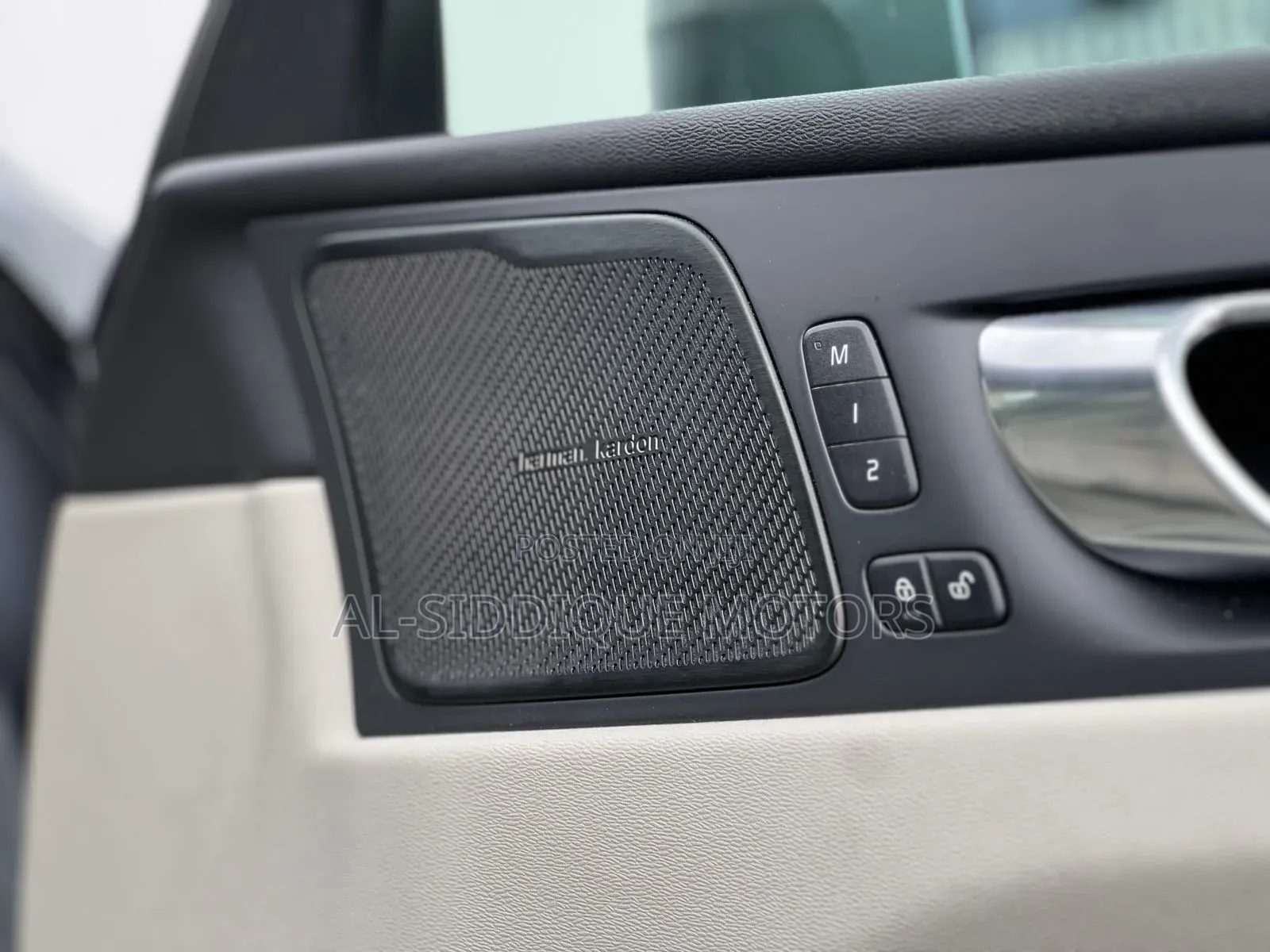 Volvo XC60 2019 Gray