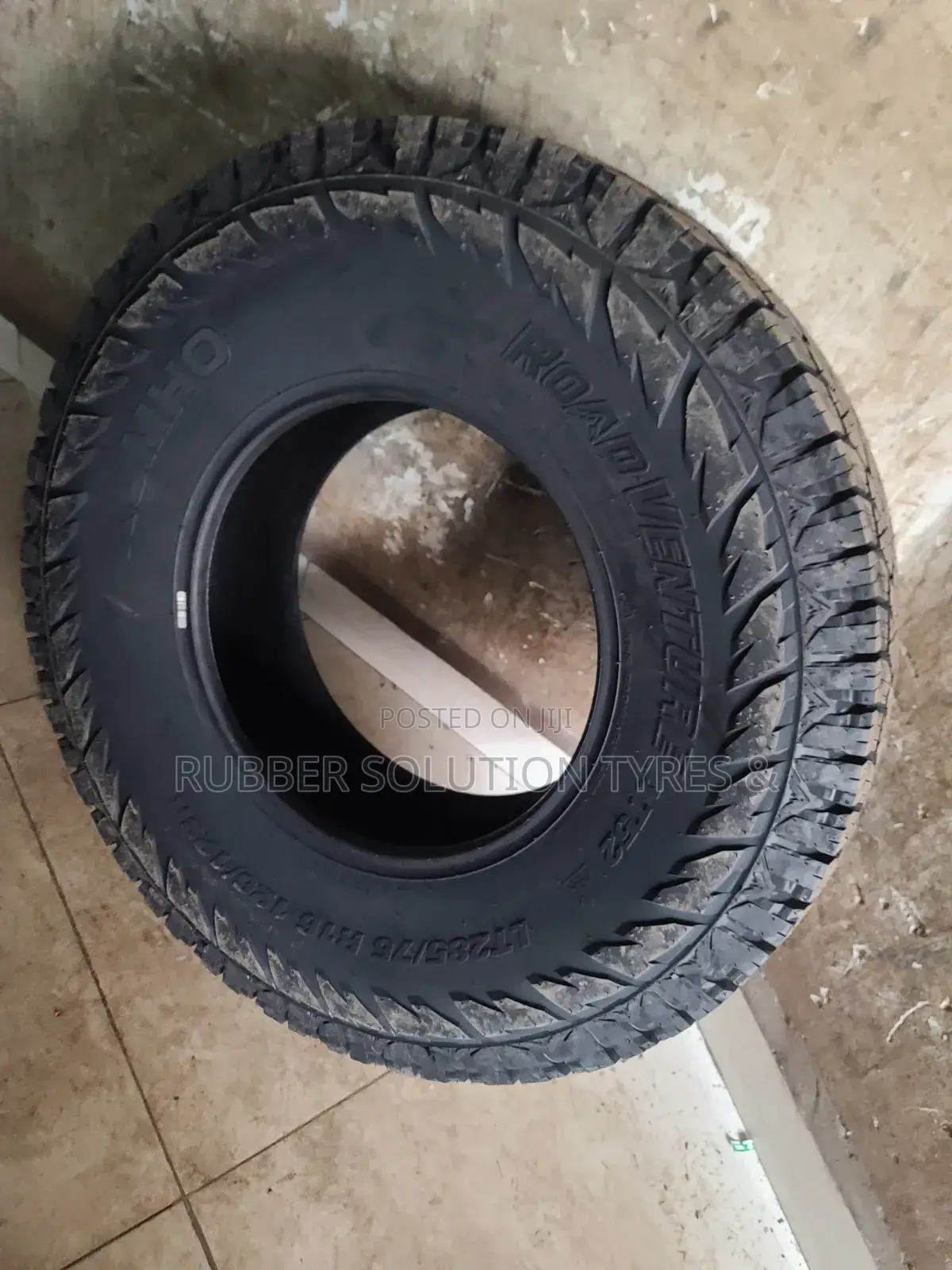 285 /75 R16 Kumho Tyres Road Venture a/T52 All-Terrain