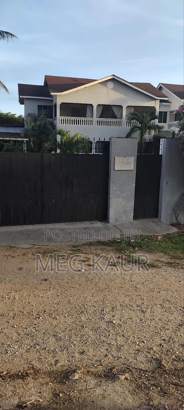 Fully Furnished 4bedroom With Swimming Pool to Let Casaurina .Malindi - thumbnail 2