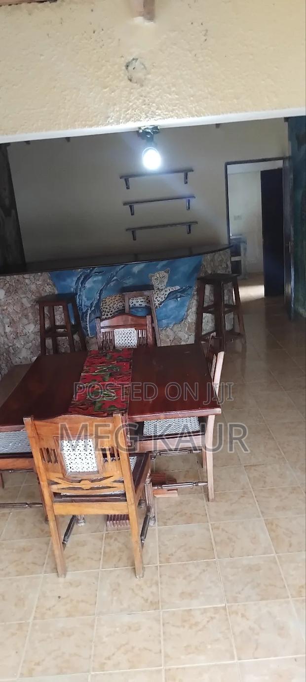Fully Furnished 4bedroom With Swimming Pool to Let Casaurina .Malindi - thumbnail 7