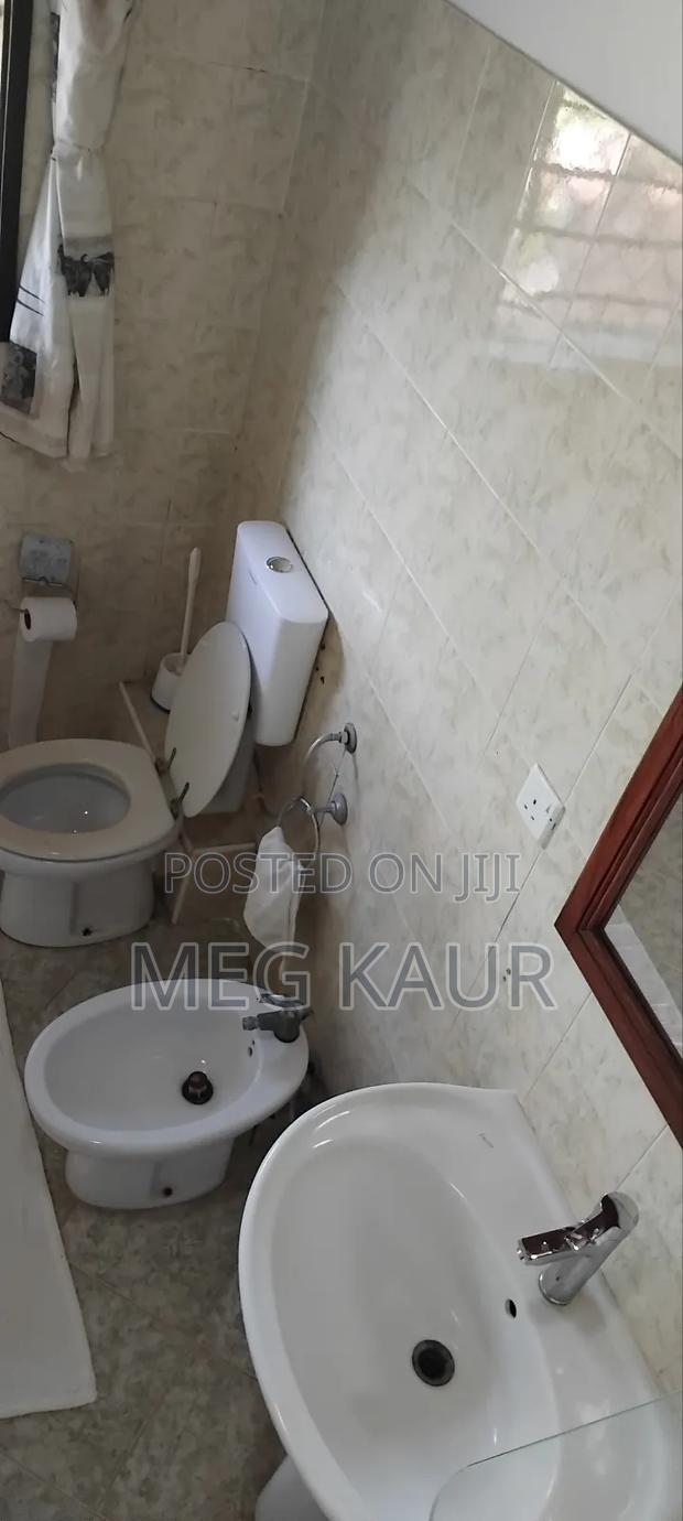 Fully Furnished 4bedroom With Swimming Pool to Let Casaurina .Malindi - thumbnail 12