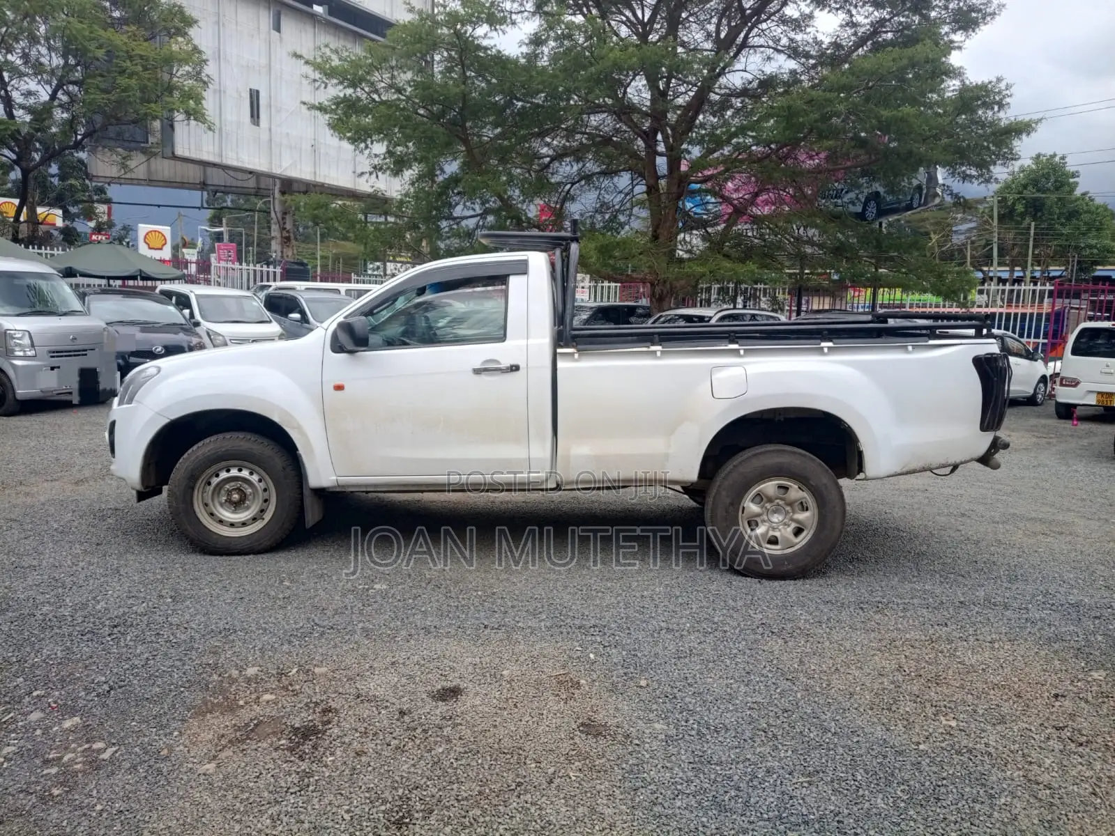 Isuzu D-MAX 2021 White