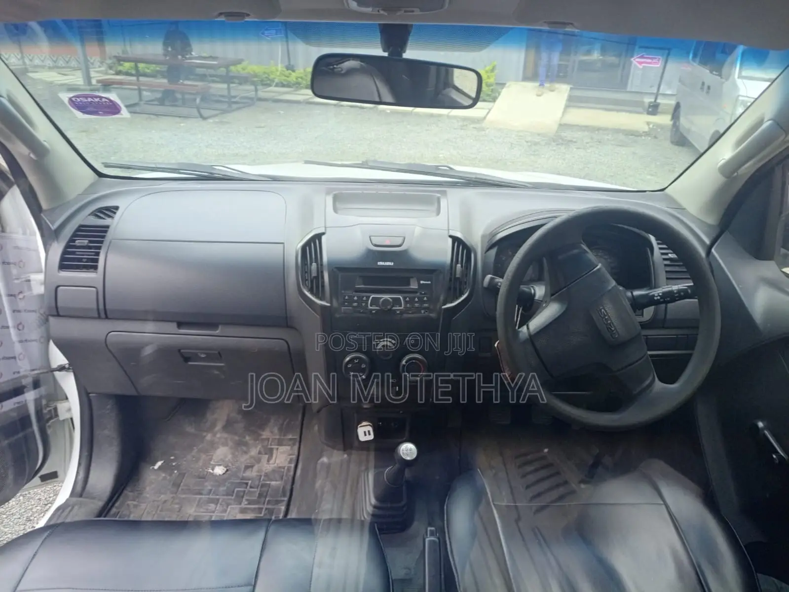 Isuzu D-MAX 2021 White