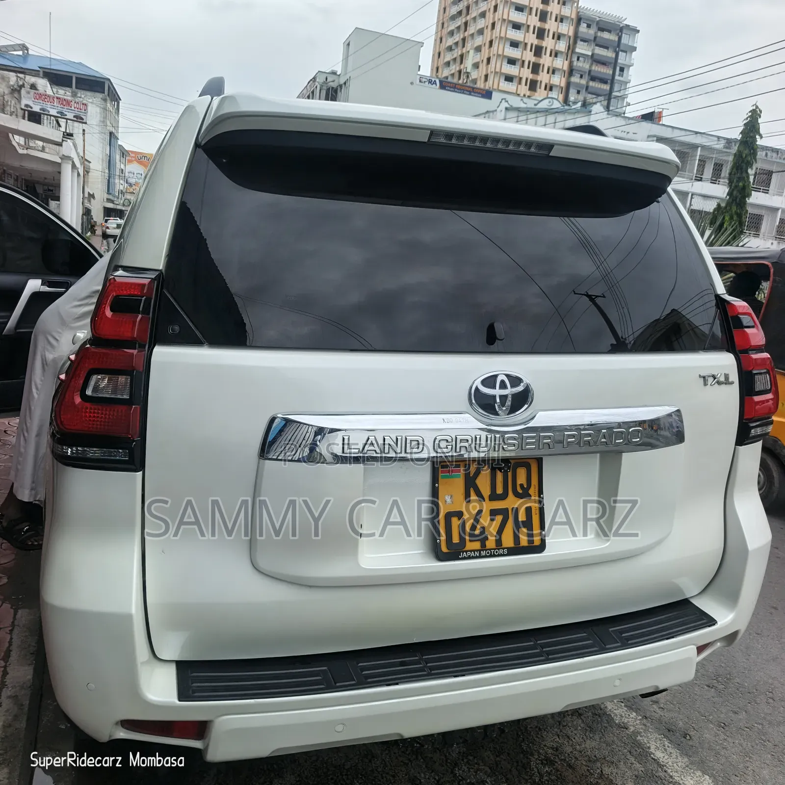Toyota Land Cruiser Prado 2016 White