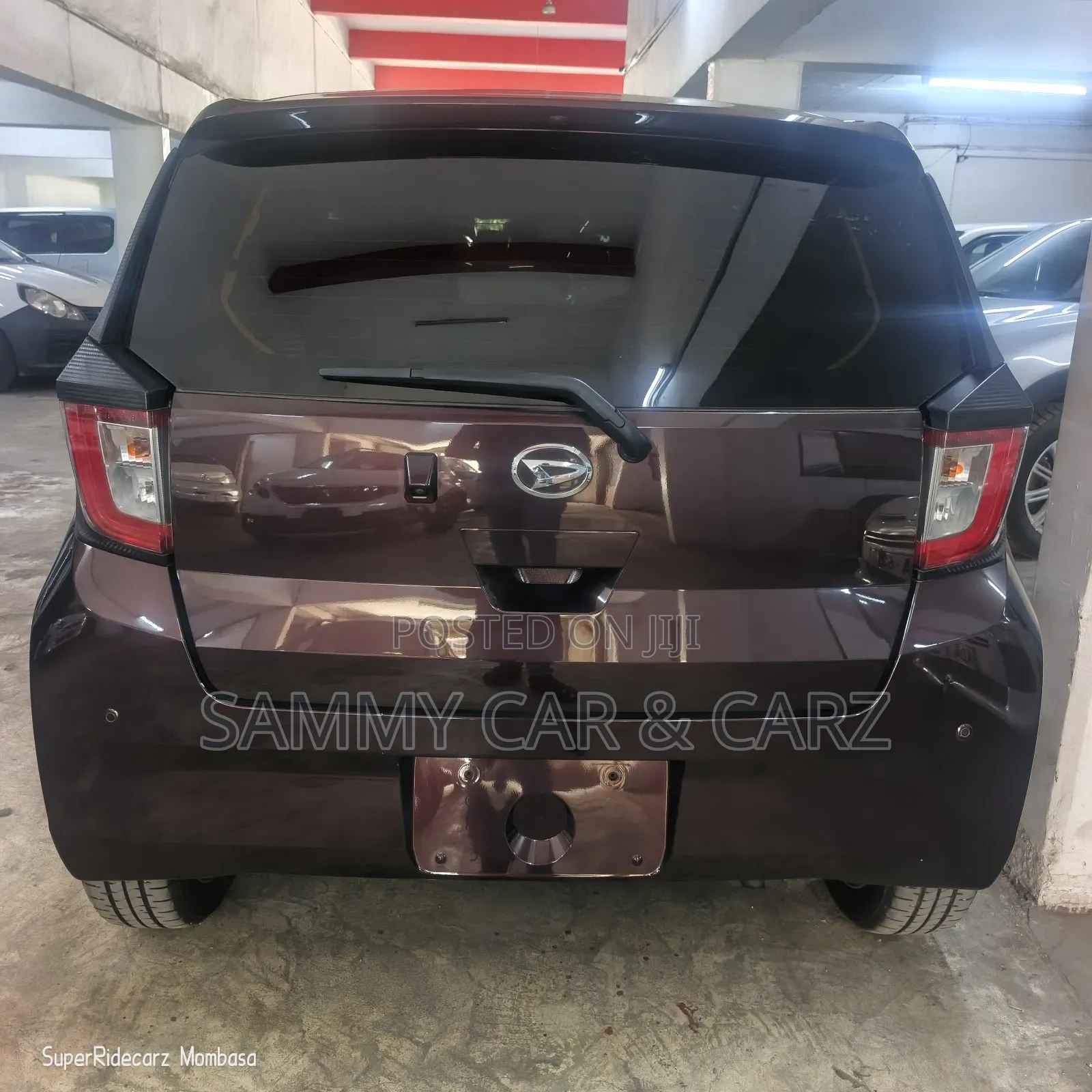 Daihatsu Mira 2020 Maroon