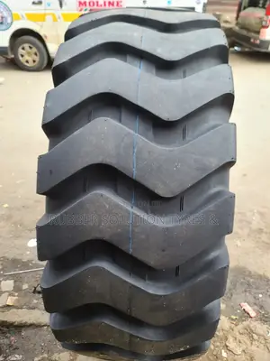 23.5-25 Roadhiker Tyres L-3/E-3 24pr