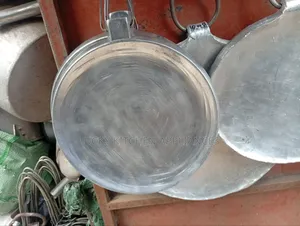 Aluminium Smooth Pan.