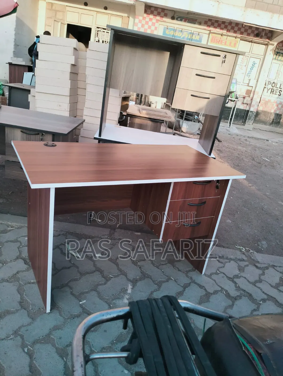 Office Desk