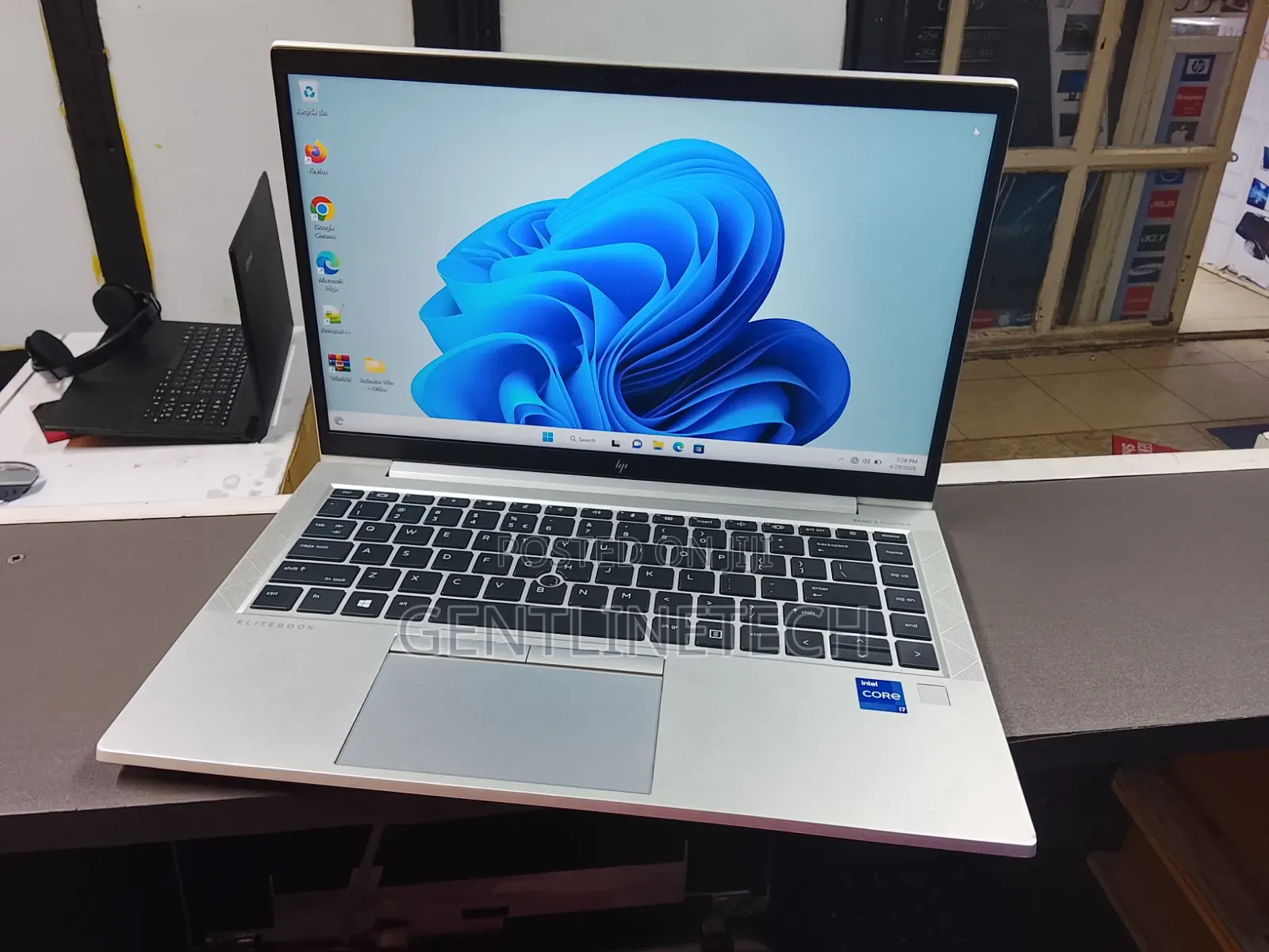 Laptop HP EliteBook 840 G8 16GB Intel Core i7 SSD 256GB