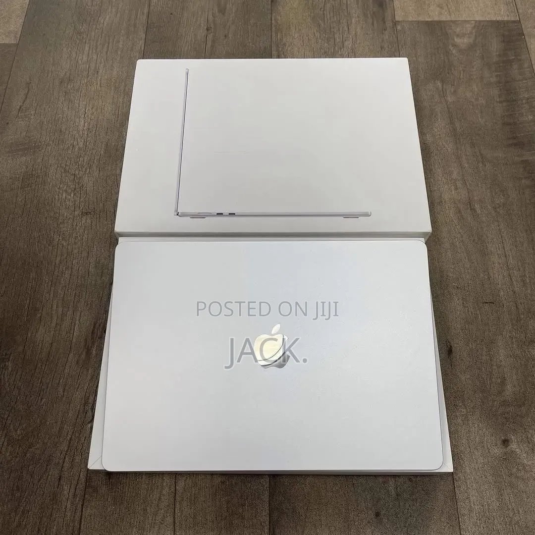 Laptop Apple MacBook Air 2022 M2 8GB Apple M2 SSD 256GB
