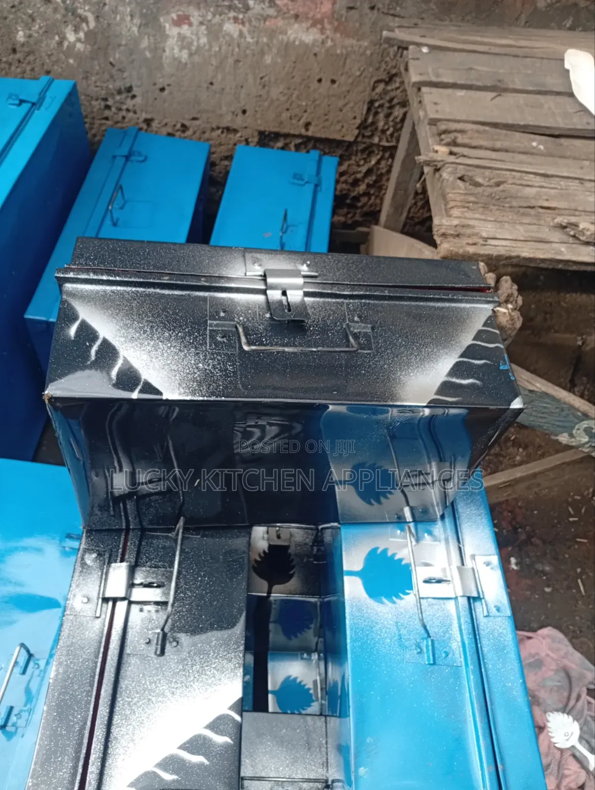 Smart Quality School Boxes.
