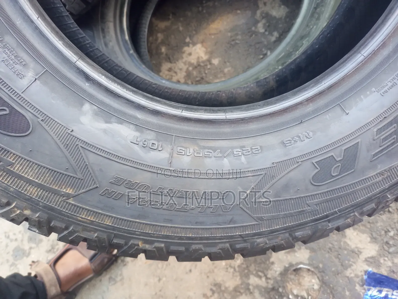 225/75r15 Goodyear Wrangler