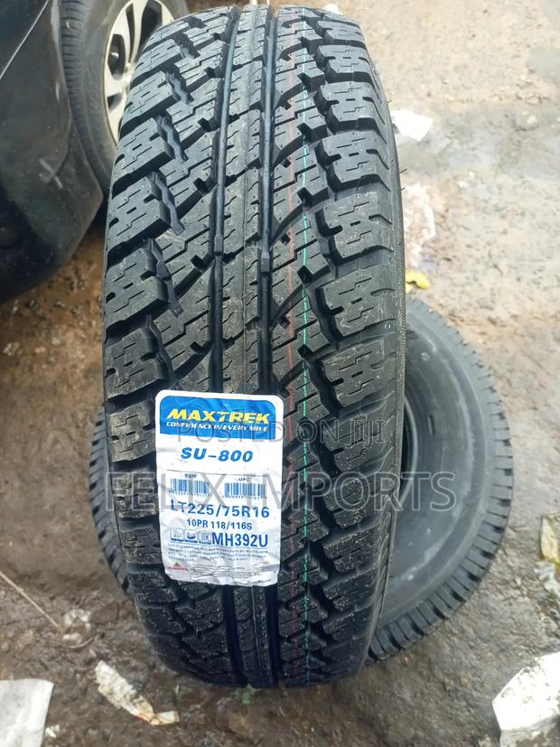 225/75r16 Maxtrek
