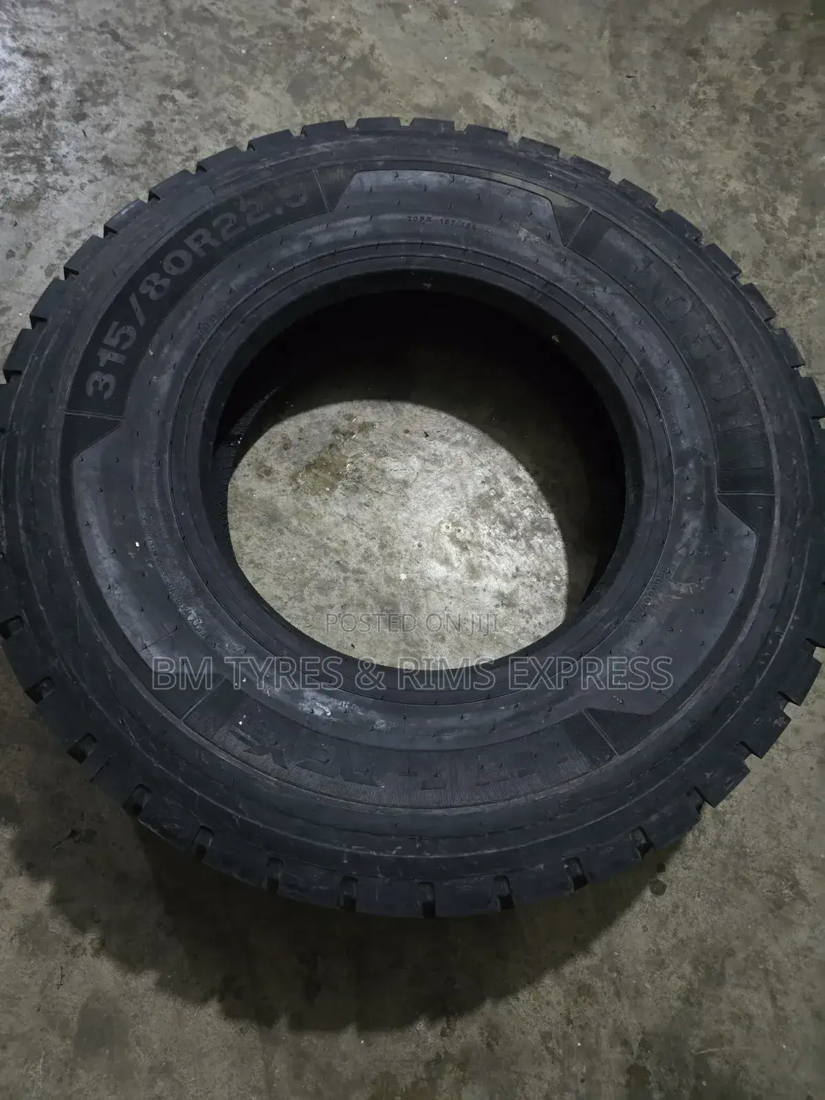315 /80 R22. 5 LCH Tyres (Diff)