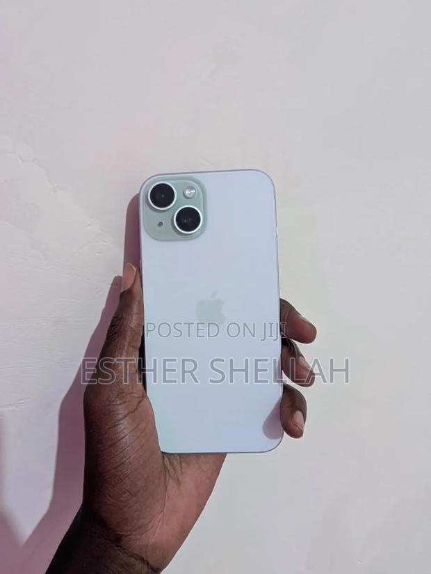 Apple iPhone 15 128 GB Gray
