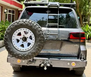 Toyota Land Cruiser 2018 Gray