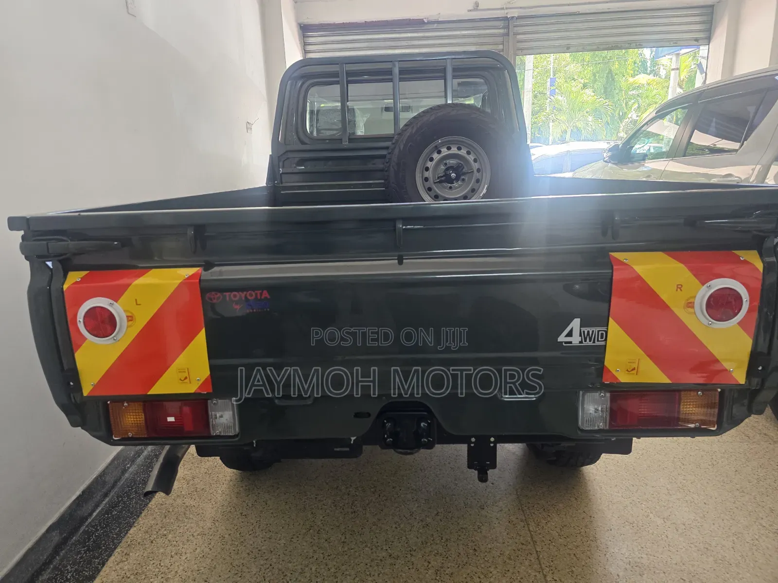 Toyota Land Cruiser 2024 Green