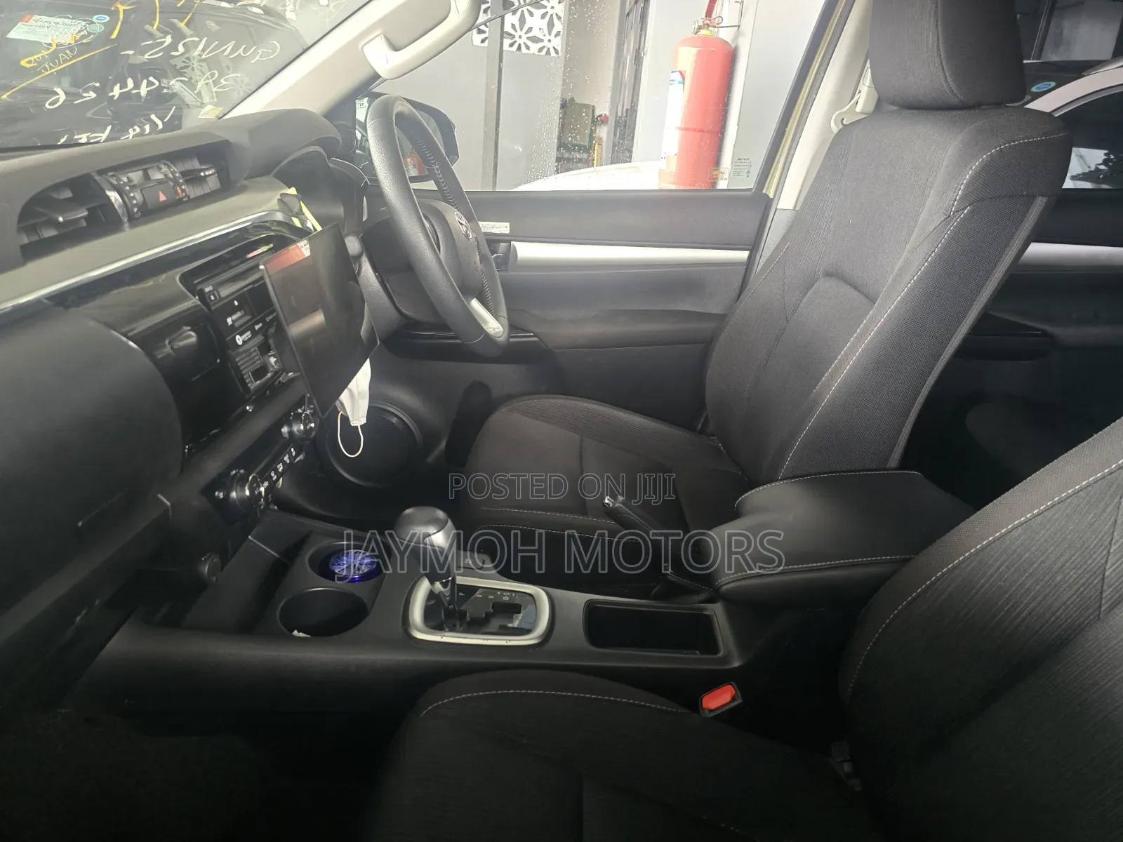 Toyota Hilux 2021 Brown