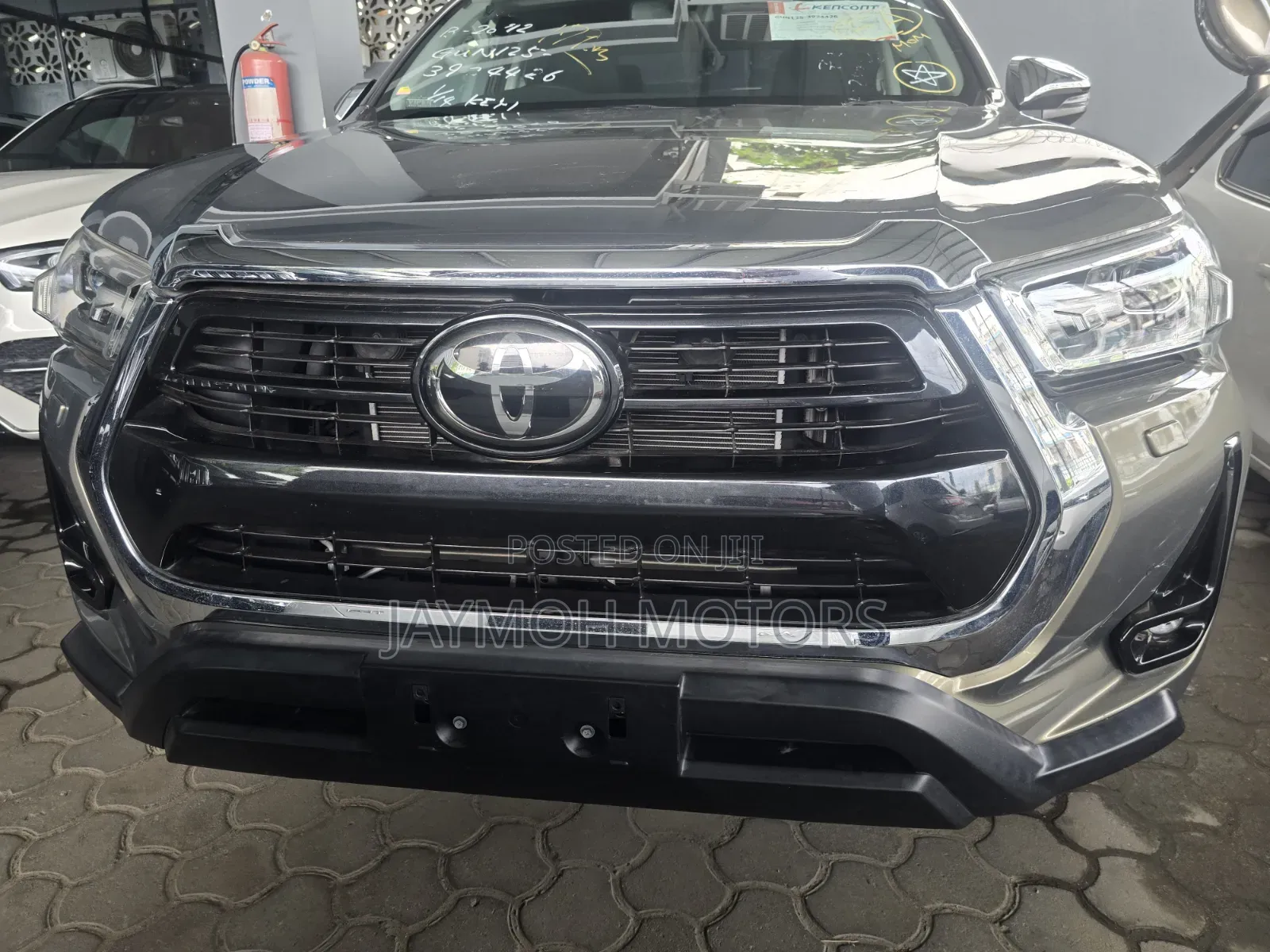 Toyota Hilux 2021 Brown