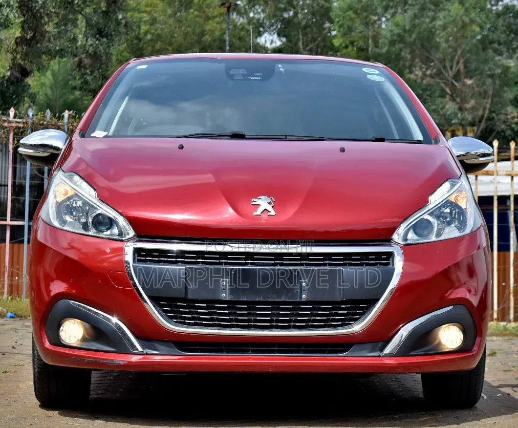 Peugeot 208 2019 Red