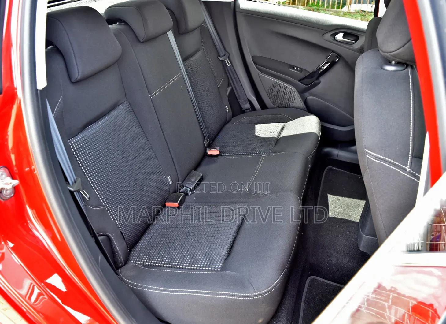Peugeot 208 2019 Red