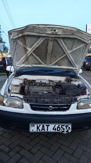 Toyota Corolla 1995 White