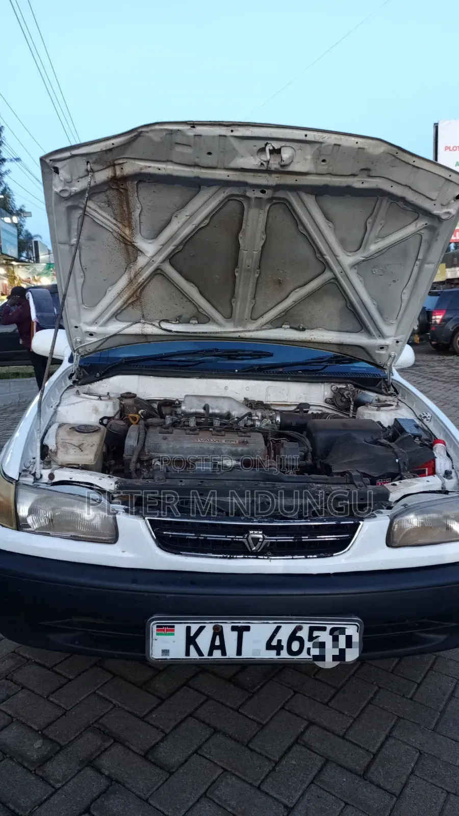 Toyota Corolla 1995 White