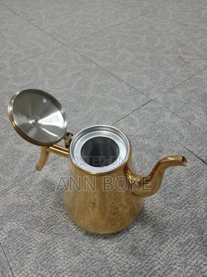 2 LTRS Stainless Steel Kettle 
(Gold)
