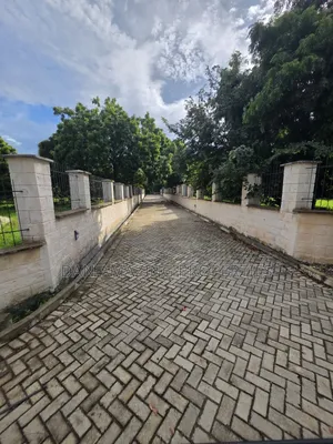 1/4 Acre Beachfront Plots Diani in a Gated Communiry for Sale