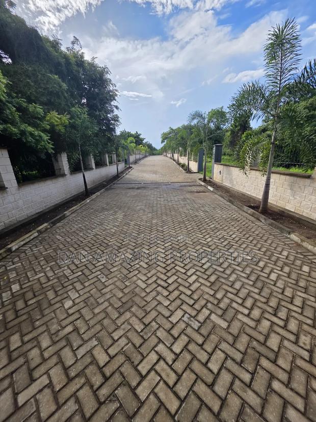 1/4 Acre Beachfront Plots Diani in a Gated Communiry for Sale - thumbnail 11