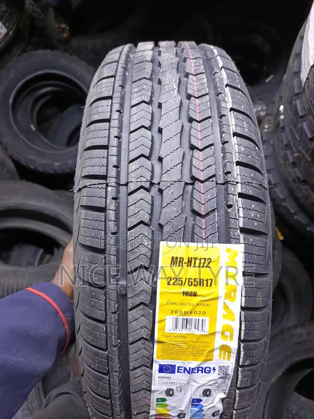 225/65r17 Mirage - main view