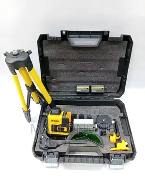 Dewalt Laser Level Kit Self Leveling Line Laser 1.2m Tripod 2 Battery
