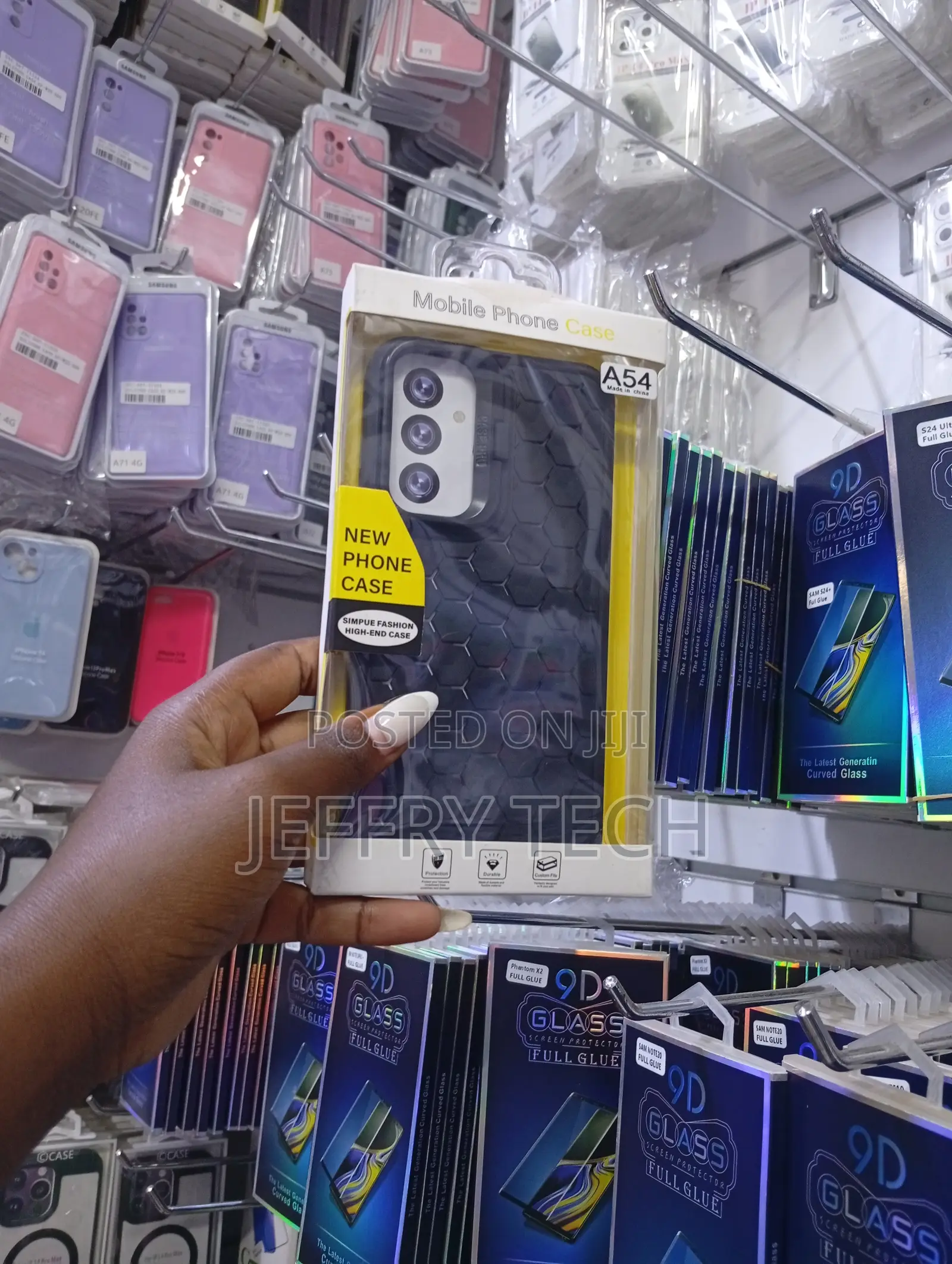 Honeycomb-Patterned Phone Case Designed for the Samsung Galaxy A54