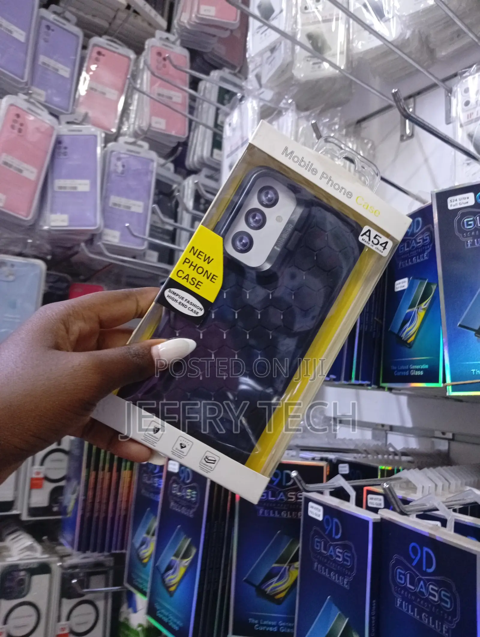 Honeycomb-Patterned Phone Case Designed for the Samsung Galaxy A54