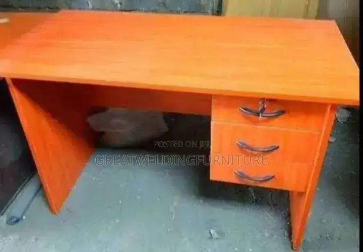 Modern Office Desk