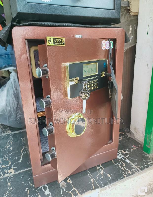 Brand New Safe Box 60kg - thumbnail 3