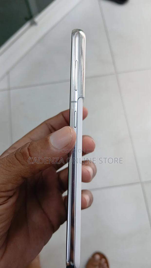 Samsung Galaxy S21 5G 256 GB White - thumbnail 2