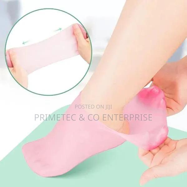 Silicone Moisturizing Socks for Super Soft Foot Skin Anti Aging