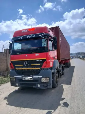 Empty"Transport:Trailers Coming.Back From Busia•Daily.