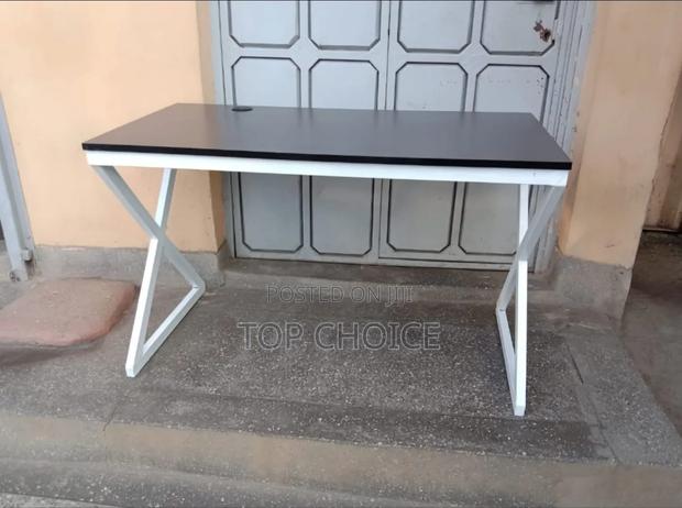 X Computer Tables - main view