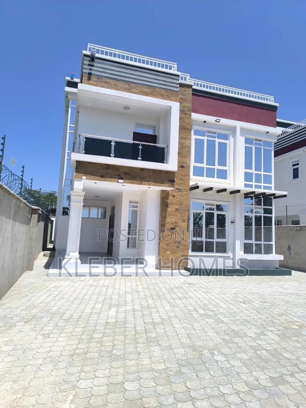 4bdrm Villa in Kitengela for sale