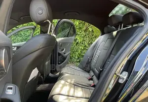 Mercedes-Benz C200 2018 Black