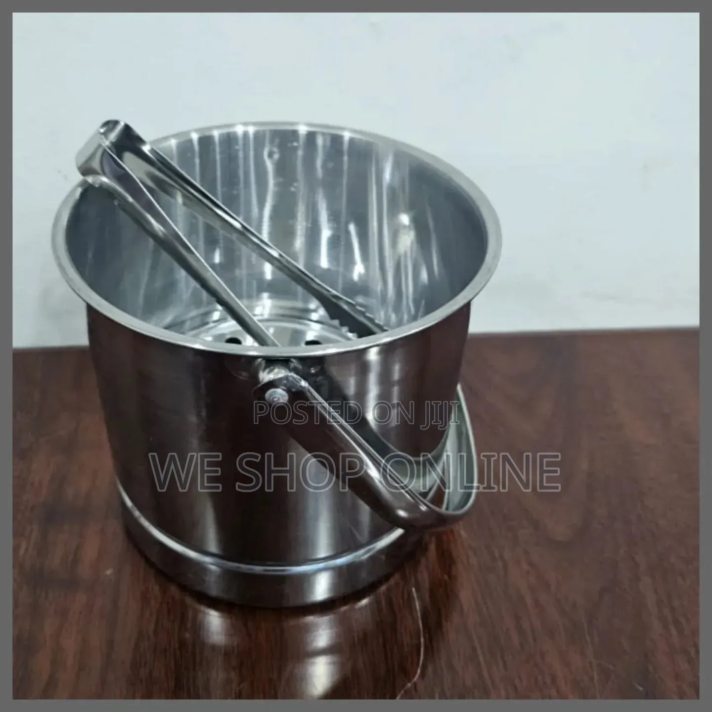 1.8ltr Metallic Ice Cube Bucket With a Liquid Separator Plus Tong